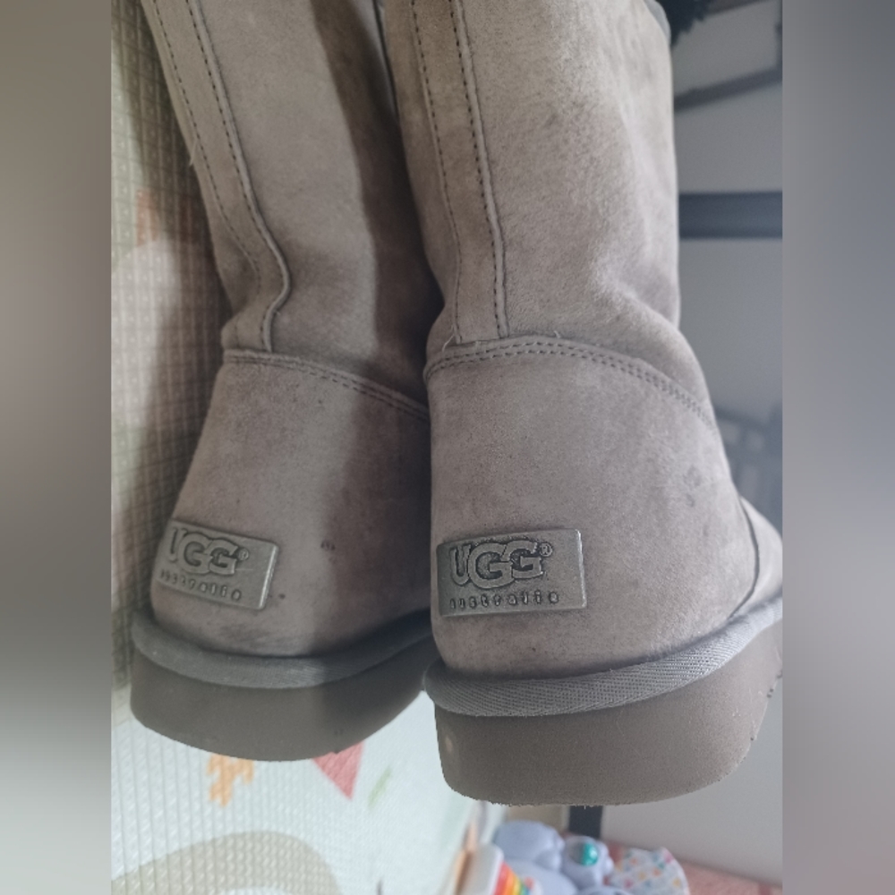 Authentic Grey Uggs Size 9 - image 1